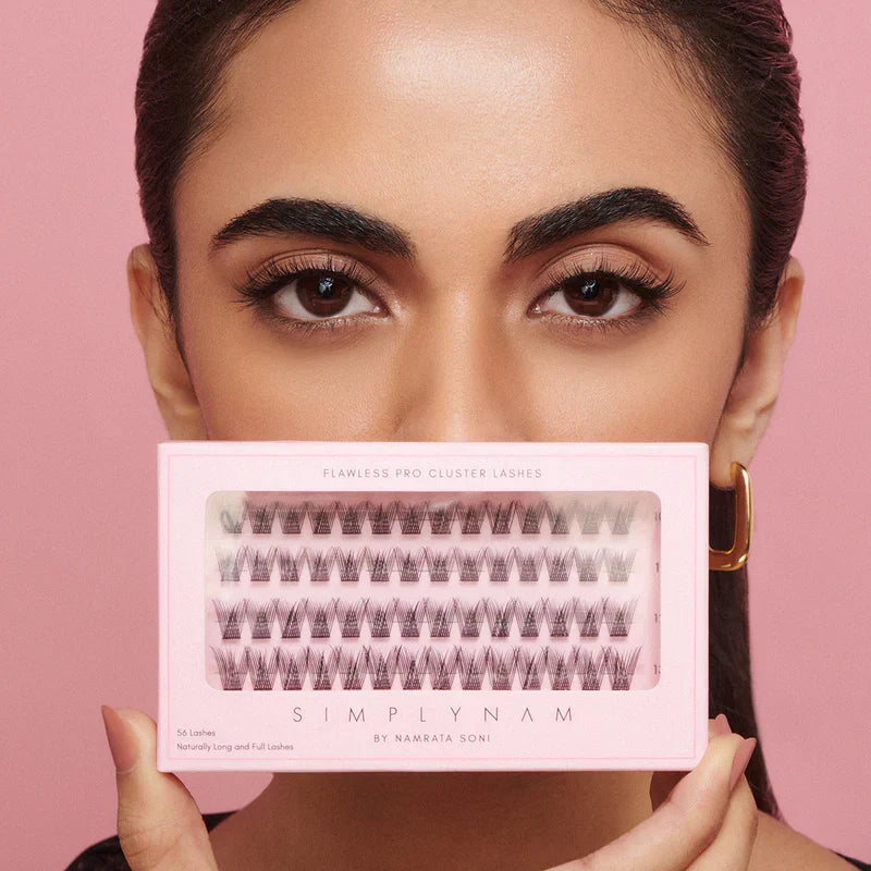 A Step-By-Step Tutorial To Apply Fake Lashes Like A Pro