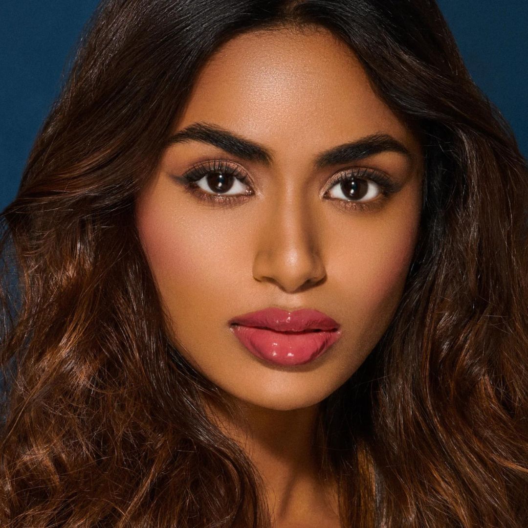 How to Create Fuller Lips With Makeup: Expert's Advice