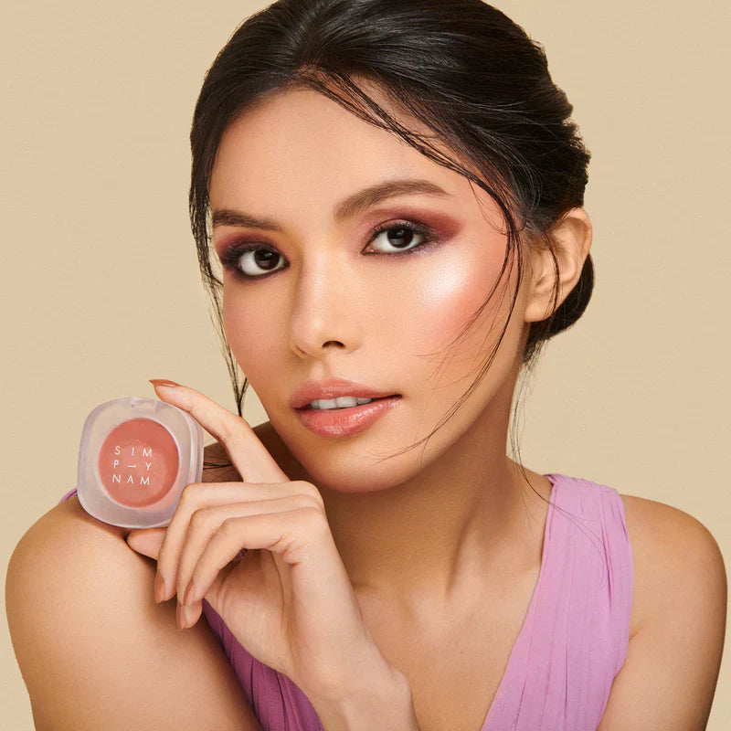8 Simple Makeup Looks That Are Perfect For Busy Days