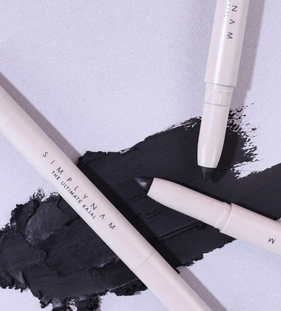 A Step-By-Step Tutorial To Master Smokey Eye Makeup