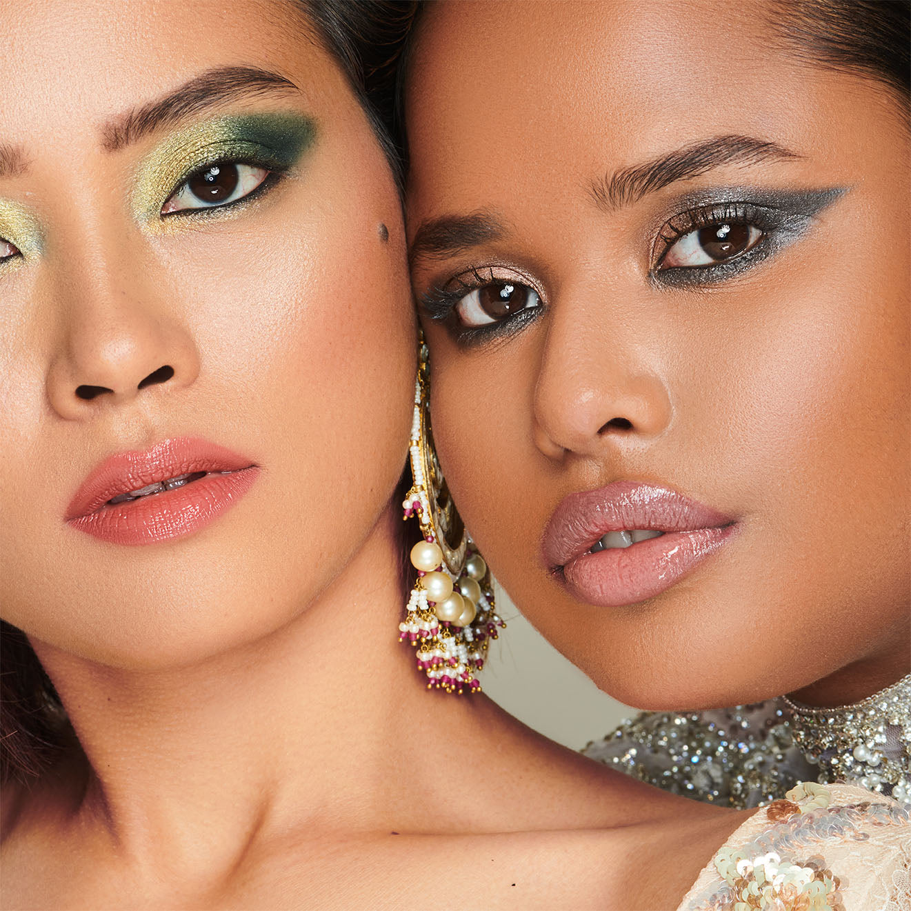 Déjà Vu - Forest Green Illuminating Cream & Powder Eyeshadow